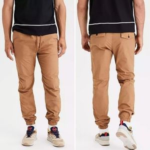 AE Flex Khaki Jogger in Cognac Size XS